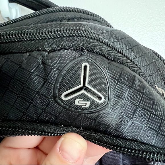 Rival 17.3 Inch Laptop Backpack with Hardshell Side Pockets, Black - Picture 7 of 17